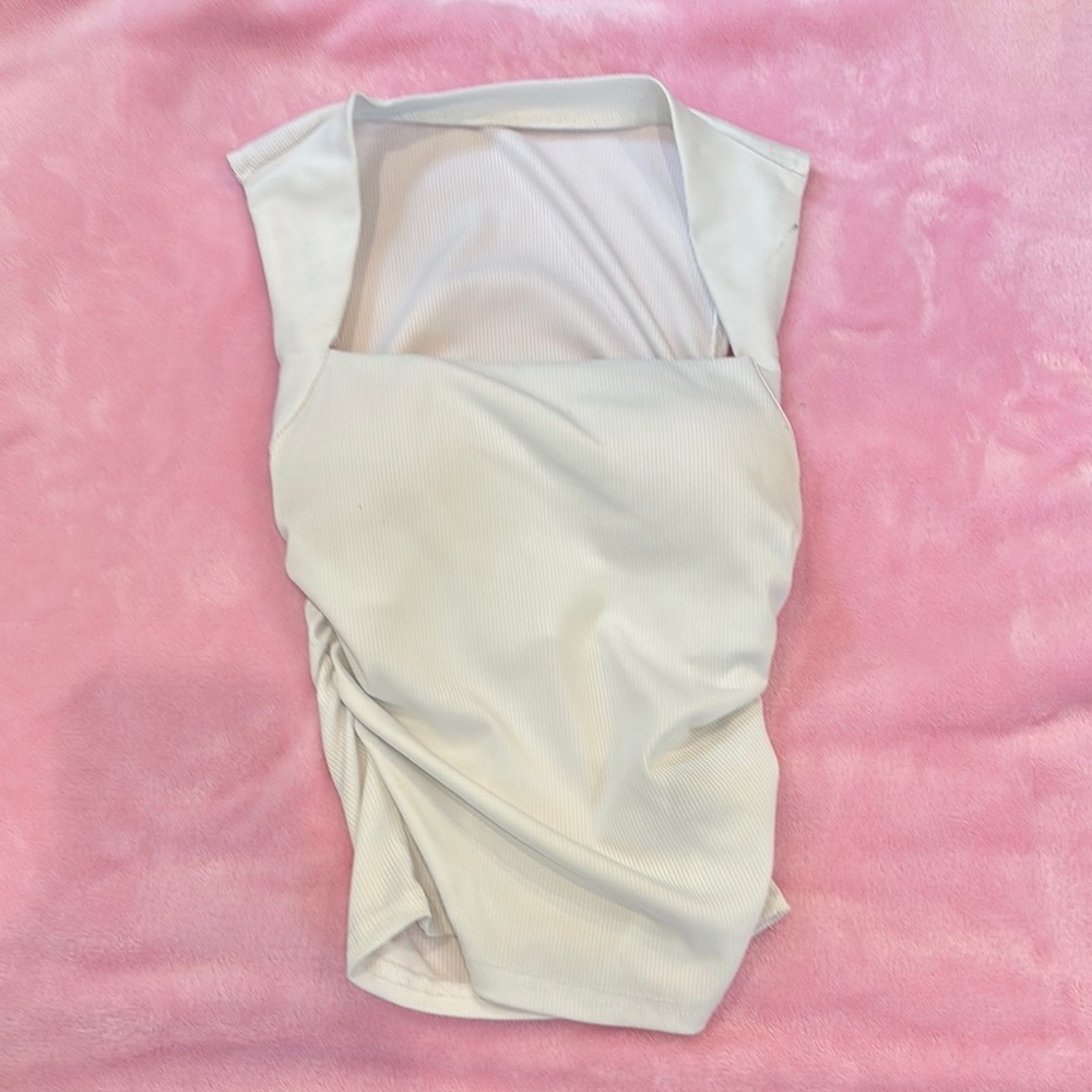 SHEIN White Sleeveless Top